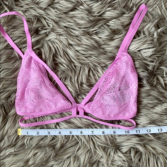 Bundle of pink bralettes - Picture 4 of 8